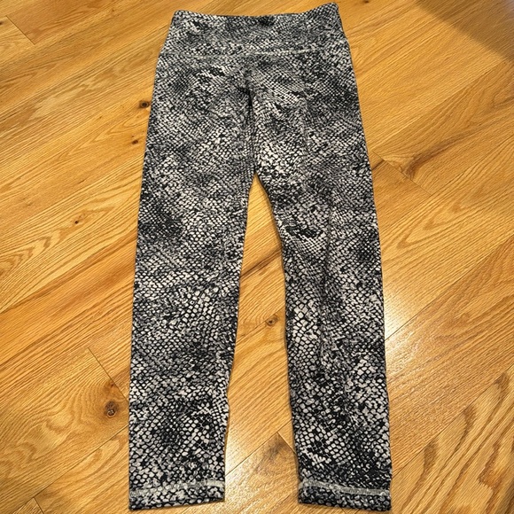 Leggings - Picture 1 of 3